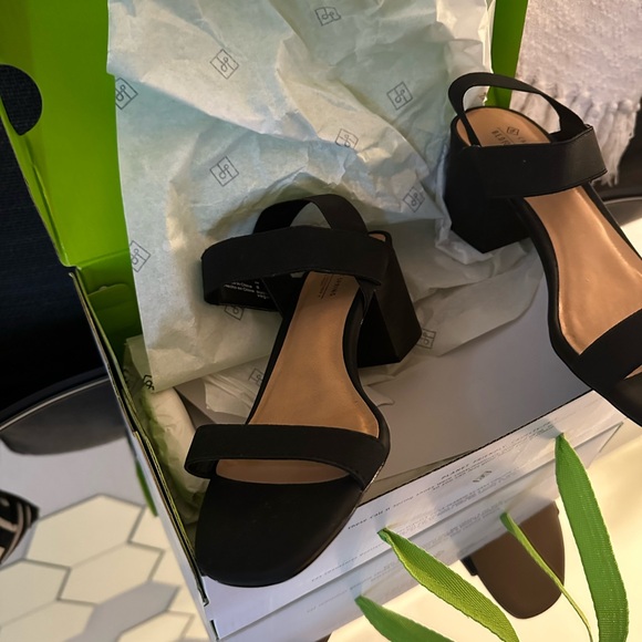 NIB NEW IN BOX! Nordstrom Call it Spring Black Stalaya Block Heel Sandals 8 - Picture 10 of 15
